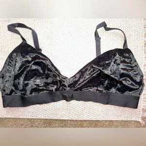 Victoria’s Secret PINK velvet bralette XXL